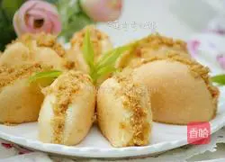 Illustration of how to make meat floss cake 19