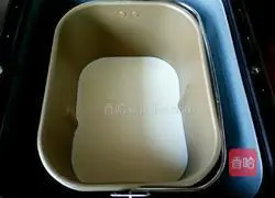 Illustration of making bread machine yogurt 13