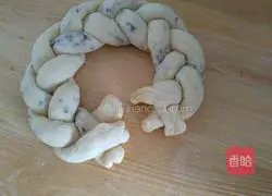 Christmas wreath bread recipe 16