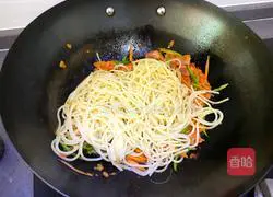 Illustration of how to make black pepper pasta 9