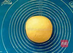 Illustration of how to make meat floss and ham rolls 6