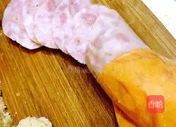 Eggs and ham Illustration of how to make toast 3