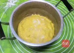 Illustration of how to make small pumpkin bread 6