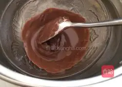 Illustration of how to make chocolate chip cookies with whole wheat bread flour 9