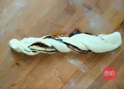 Illustration of how to make brown sugar sesame braided bread 14