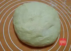 Crown Bread Recipe Illustration 3