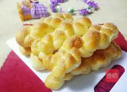 Illustration of how to make sugar twist bread 10