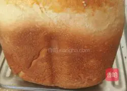 Illustration of how to bake bread in a bread machine 11