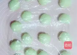 Illustration of how to make baby bear bread 8