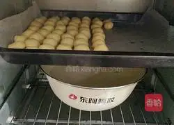 Illustration of how to make golden buns 10