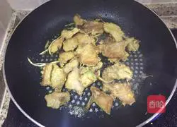 Illustration of how to make old-fashioned pot-wrapped pork 8