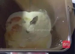 Illustration of how to make bean paste bread rolls 4