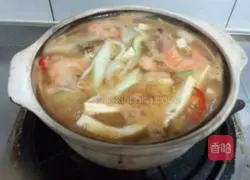 Korean style big Illustration of making miso soup 16