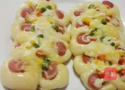 Illustration of how to make ham bread 16