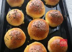 Illustration of how to make small bread 4