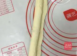 Illustration of how to make hot dog rolls 5