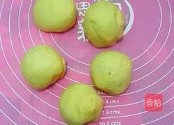 Illustration of how to make salad dressing, pork floss and bread 8