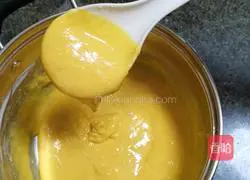 Illustration of how to make homemade chiffon cake 5