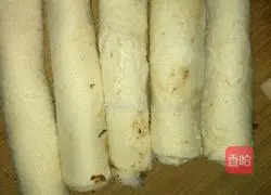 Illustration of how to make crispy bread rolls 4