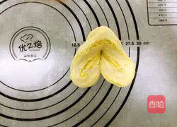 Heart-shaped coconut buns recipe 13