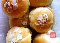 Milk Raisin Bun Recipe Illustration 9