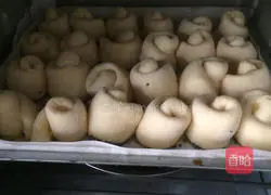 Honey Bun Recipe Illustration 14