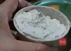 Illustration of how to make cakes in a rice cooker 6