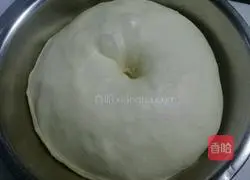 Illustration of how to make bread flowers 6