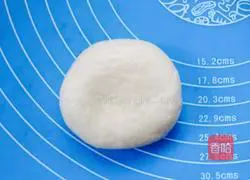 Illustration of how to make bean paste bagels 7