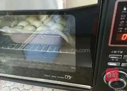 Illustration of how to make milky soft bread 8