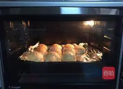 Illustration of how to make milk bread 12