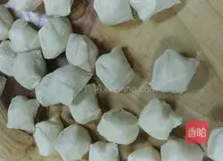 Illustration of how to make traditional bread 5