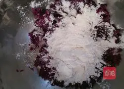 Illustration of how to make banana, potato and wireworm bread 3