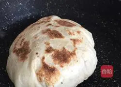 Pocket Bread (Pitta Bread) Recipe Illustration 5