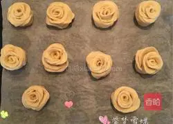 Rose bread recipe 8