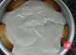 Illustration of how to make cake roll cheese mousse (six inches) 13