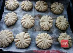 Coconut Whole Wheat Bun Recipe Illustration 9