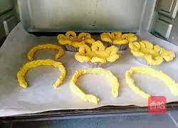 Fruit Basket Bread Recipe Illustration 22