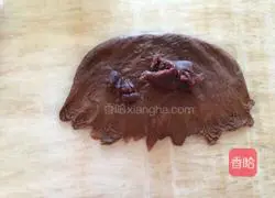 How to make cocoa red bean bread Illustration 6