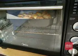 Illustration of how to make whole wheat buns (bean paste filling) 14