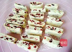 Cranberry Nougat Recipe Illustration 11