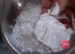 Illustration of how to make breaded shrimp 4