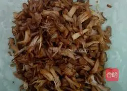 Illustration of how to make meat floss 9