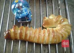 Caterpillar bread recipe 10