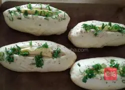 Illustration of how to make borscht bread 14