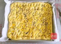 Illustration of how to make meat floss rolls 12