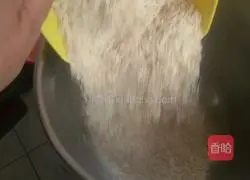 Illustration of how to make low-sugar whole wheat bread 2