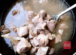 Illustration of how to make beef noodles 2