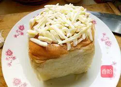 Cheese Baked Bread Box Recipe Illustration 5