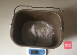 Illustration of how to make squid cheese flower bread 2